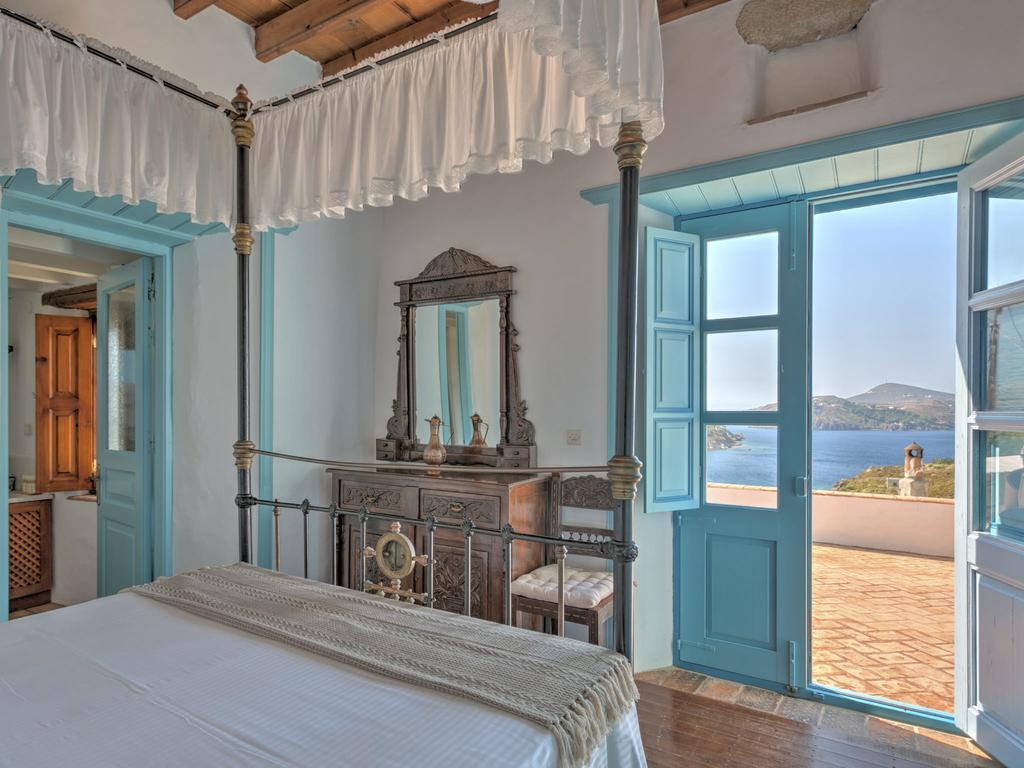 Eirini Luxury Hotel Villas Grikos Bay  Bilik gambar